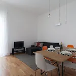 Cv5 - Center - Wide Modern Walking Distance To The Station To Cinque Terre And 5 Mins Walk To The Center - Big Terrace On The Roofs * La Spezia