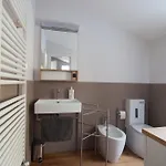 Cv5 - Center - Wide Modern Walking Distance To The Station To Cinque Terre And 5 Mins Walk To The Center - Big Terrace On The Roofs La Spezia