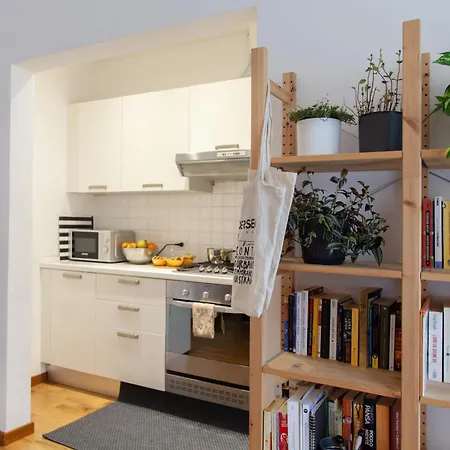 Cv5 - Center - Wide Modern Walking Distance To The Station To Cinque Terre And 5 Mins Walk To The Center - Big Terrace On The Roofs