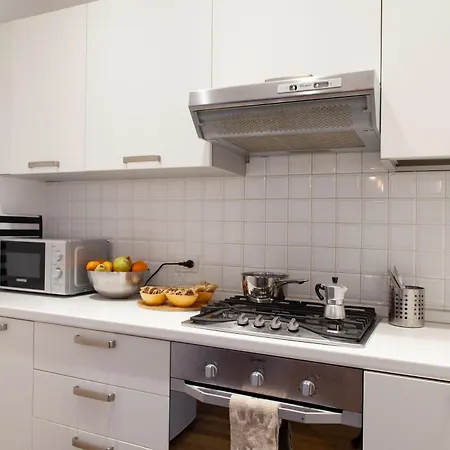Cv5 - Center - Wide Modern Walking Distance To The Station To Cinque Terre And 5 Mins Walk To The Center - Big Terrace On The Roofs Λα Σπέτσια