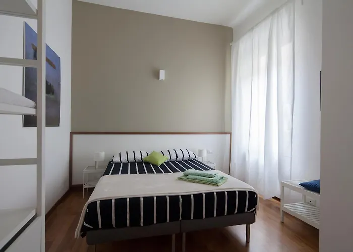 Cv5 - Center - Wide Modern Walking Distance To The Station To Cinque Terre And 5 Mins Walk To The Center - Big Terrace On The Roofs דירה