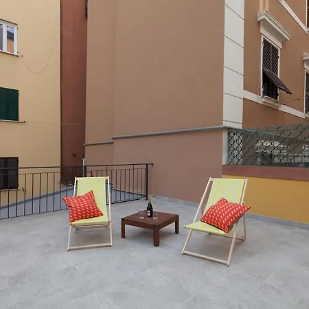 Cv5 - La Spezia City Center - Wide Modern Apartment Walking Distance To The Station To Cinque Terre And 5 Mins Walk To The City Center - Big Terrace On The Roofs Apartmán La Spezia